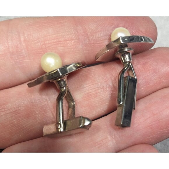Vintage Engraved Square Silver Tone Cufflinks With Faux Pearl Accents - Picture 4 of 9